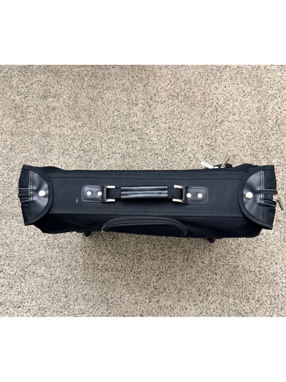 GEOFFREY BEENE Rolling Garment Bag | Carrier in Black